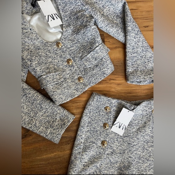 Zara Set - Picture 2 of 12